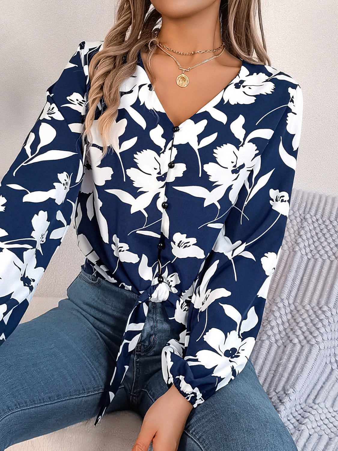 Printed V-Neck Long Sleeve Blouse