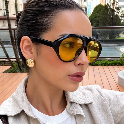 Vintage-Inspired Oversized Aviator Glasses with Amber Tinted Lenses